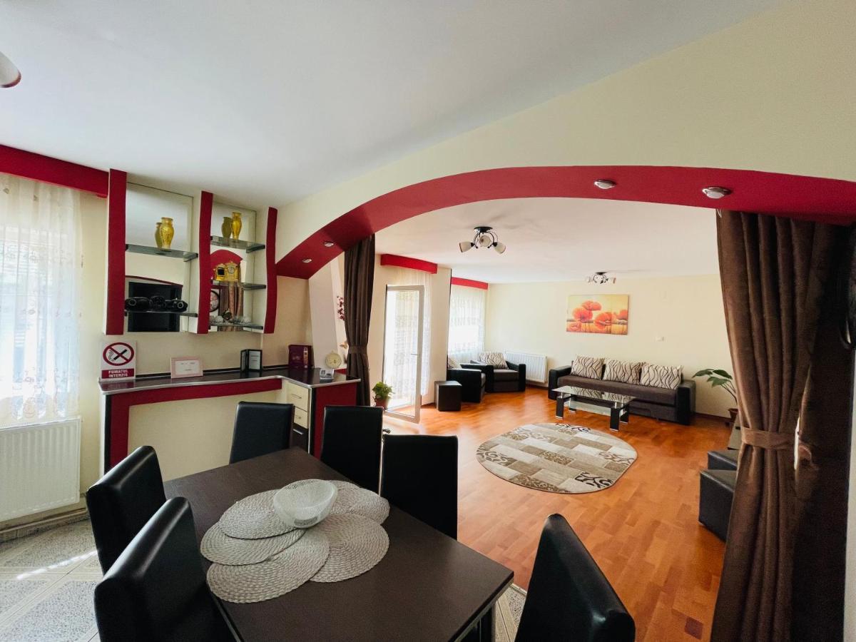 Apartament Extralarge Busteni Bagian luar foto